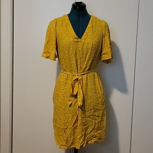 Yellow polka dot tie dress w/ pockets